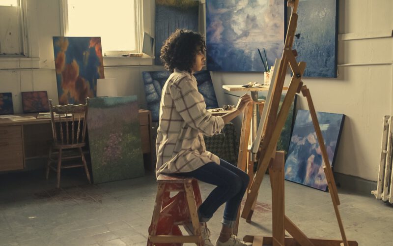 Jak wybierać obrazy do salonu? Odzyskaj.eu